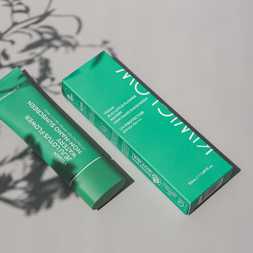 VEGAN JEJU LOTUS FLOWERWATERY NON-NANOSUNSCREEN (SPF50+ PA++++)